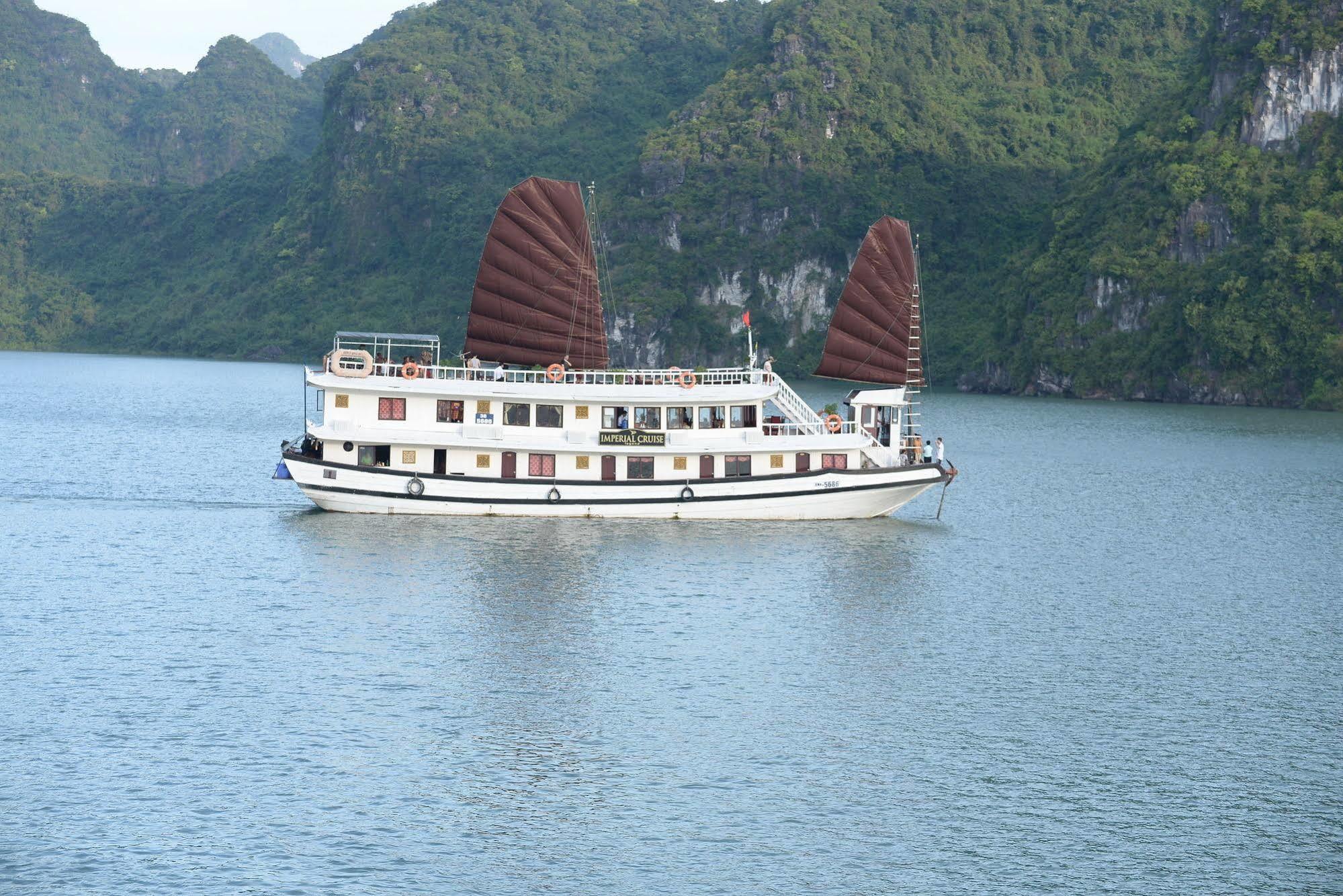 Halong Bay Full Day Trip - 6 Hours Route Hotel Ha Long Exterior photo