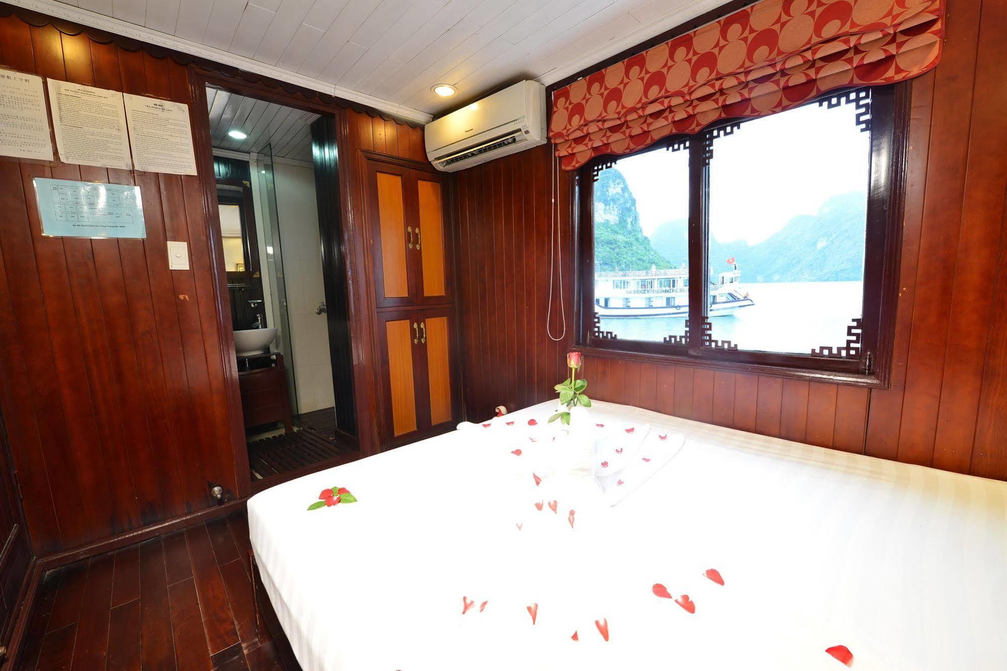 Halong Bay Full Day Trip - 6 Hours Route Hotel Ha Long Exterior photo