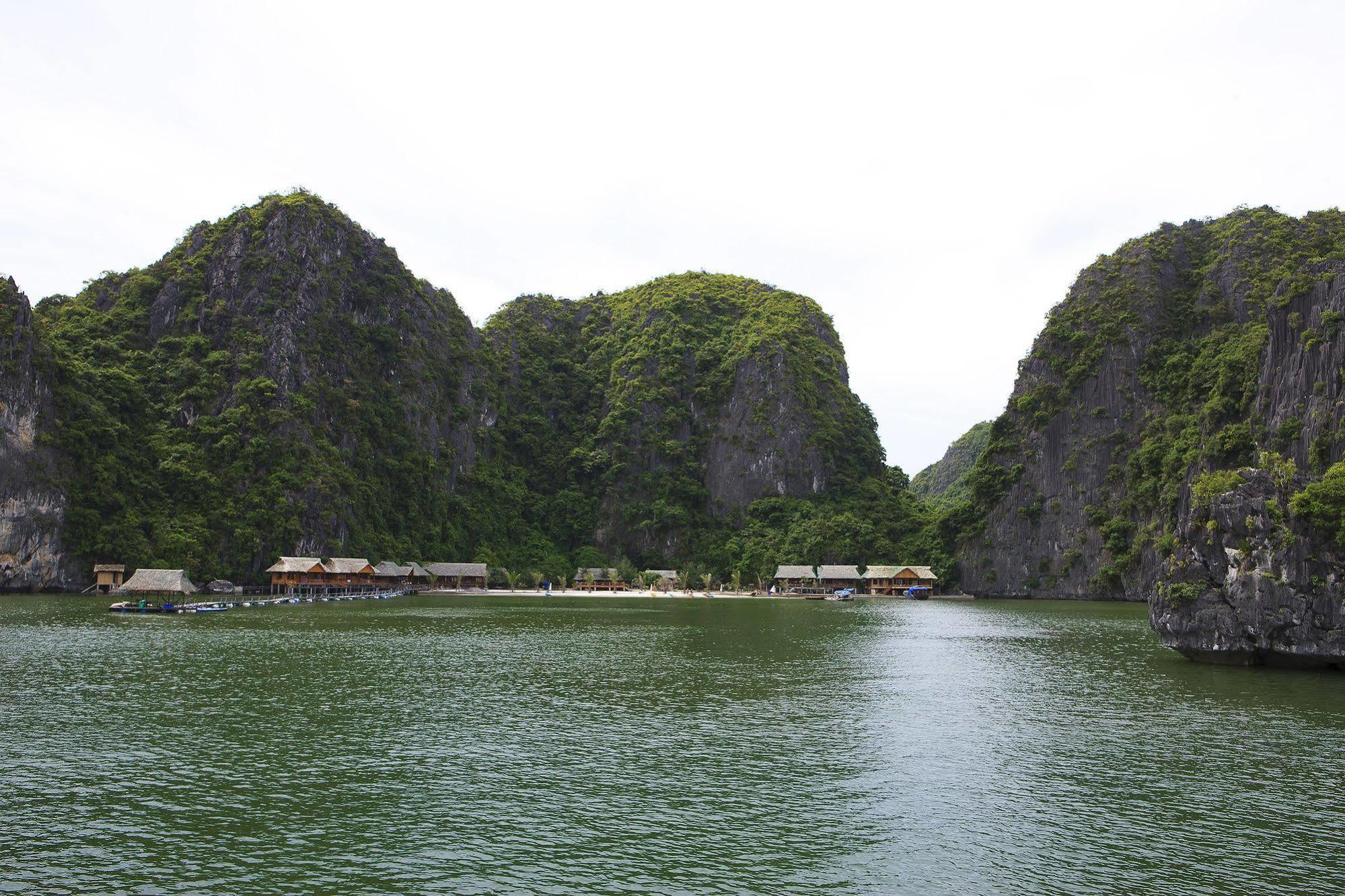 Halong Bay Full Day Trip - 6 Hours Route Hotel Ha Long Exterior photo